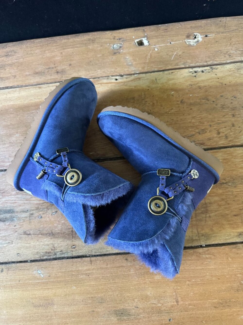 UGG Azalea Sky Blue Woman's Boots Size 6